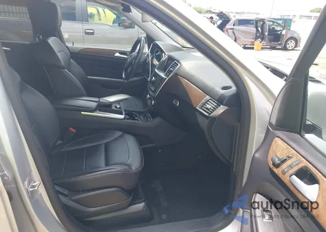 2015 Mercedes-Benz Ml 350 4Matic z USA, uszkodzony, nr VIN 4JGDA5HB6FA457380